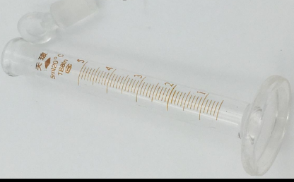 具塞玻璃量筒